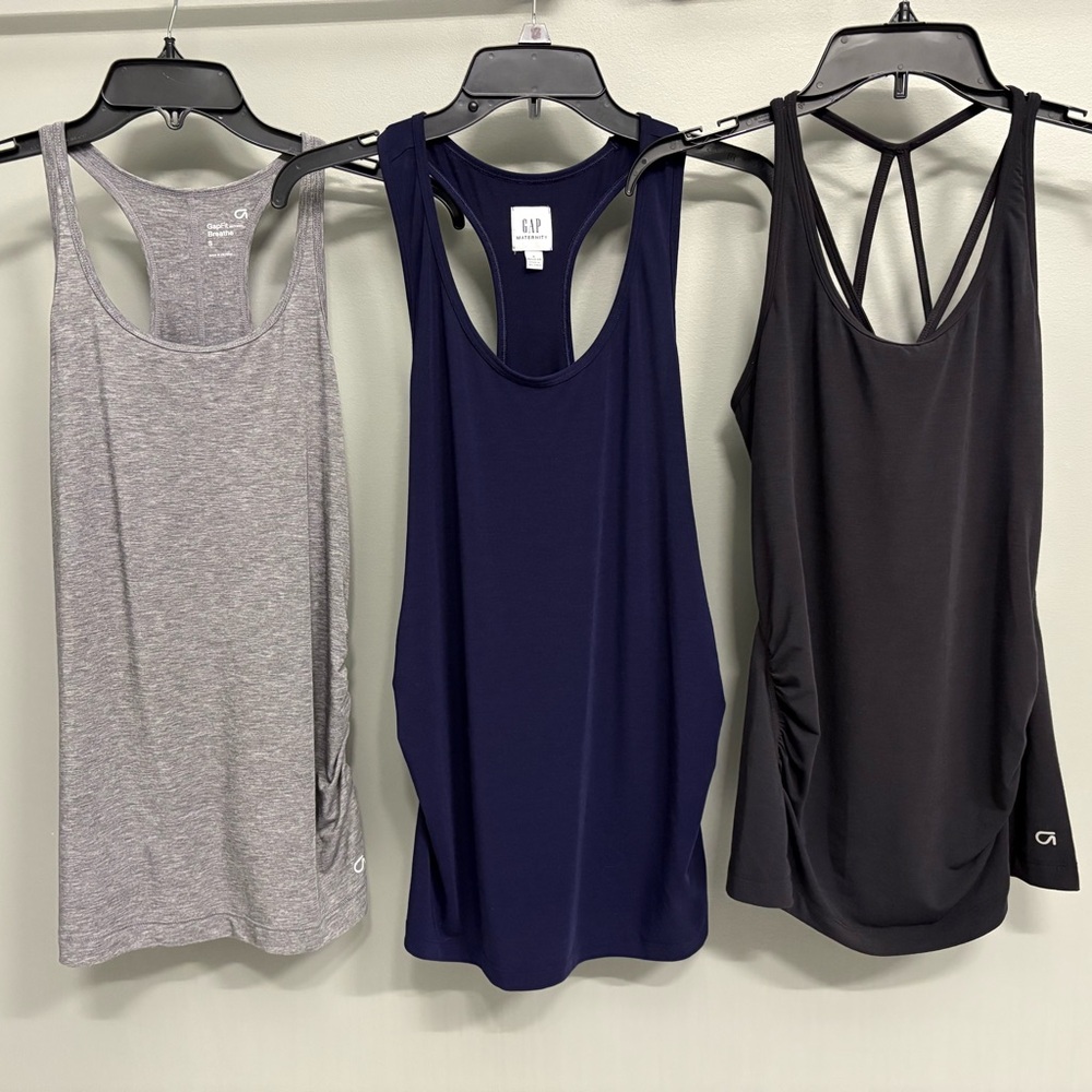 Maternity athletic tank top bundle - size small
